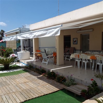 Intrekbare buitenluifels